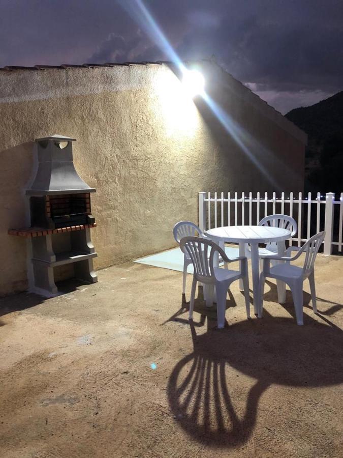 Vivienda Rural Embalse San Clemente Pensionat Huéscar Exteriör bild