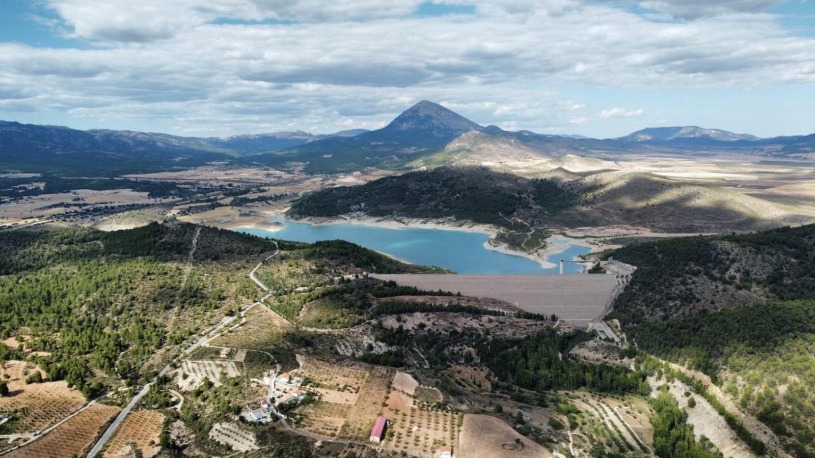 Vivienda Rural Embalse San Clemente Pensionat Huéscar Exteriör bild